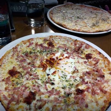 Hotel Los Romeros pizza carbonara